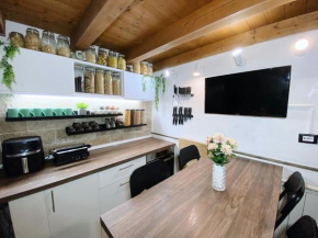Rustic Retreat Rooms Muggia